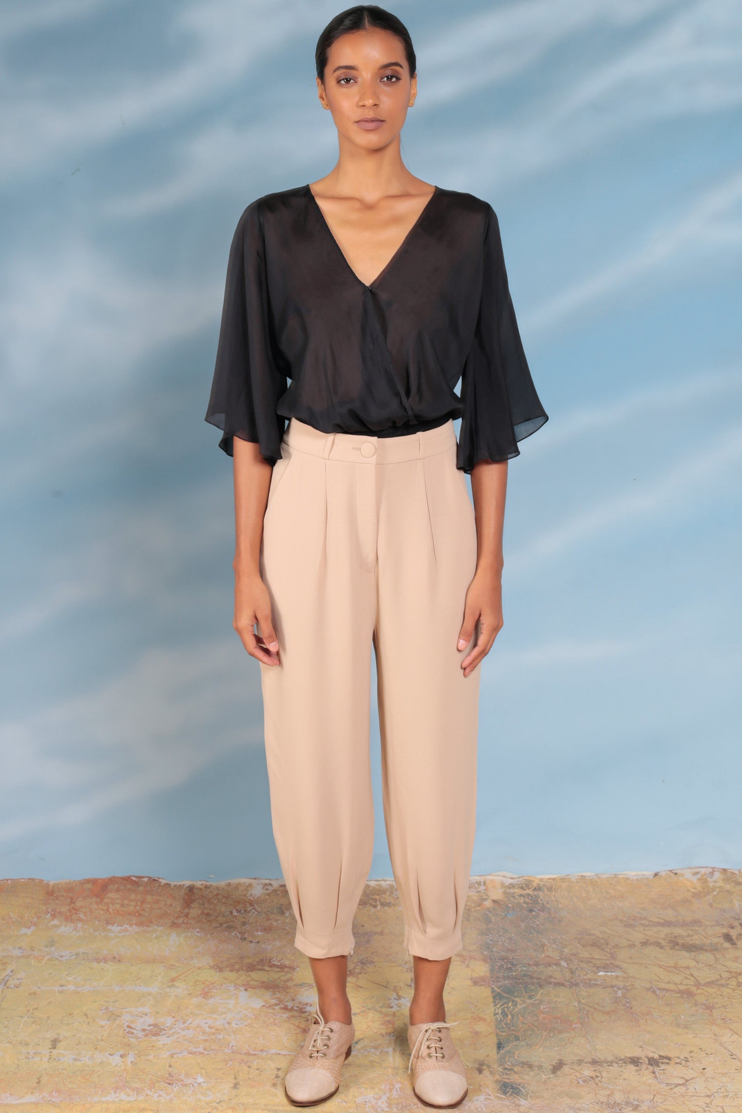 Blusa de Seda Cós Lástex Preta