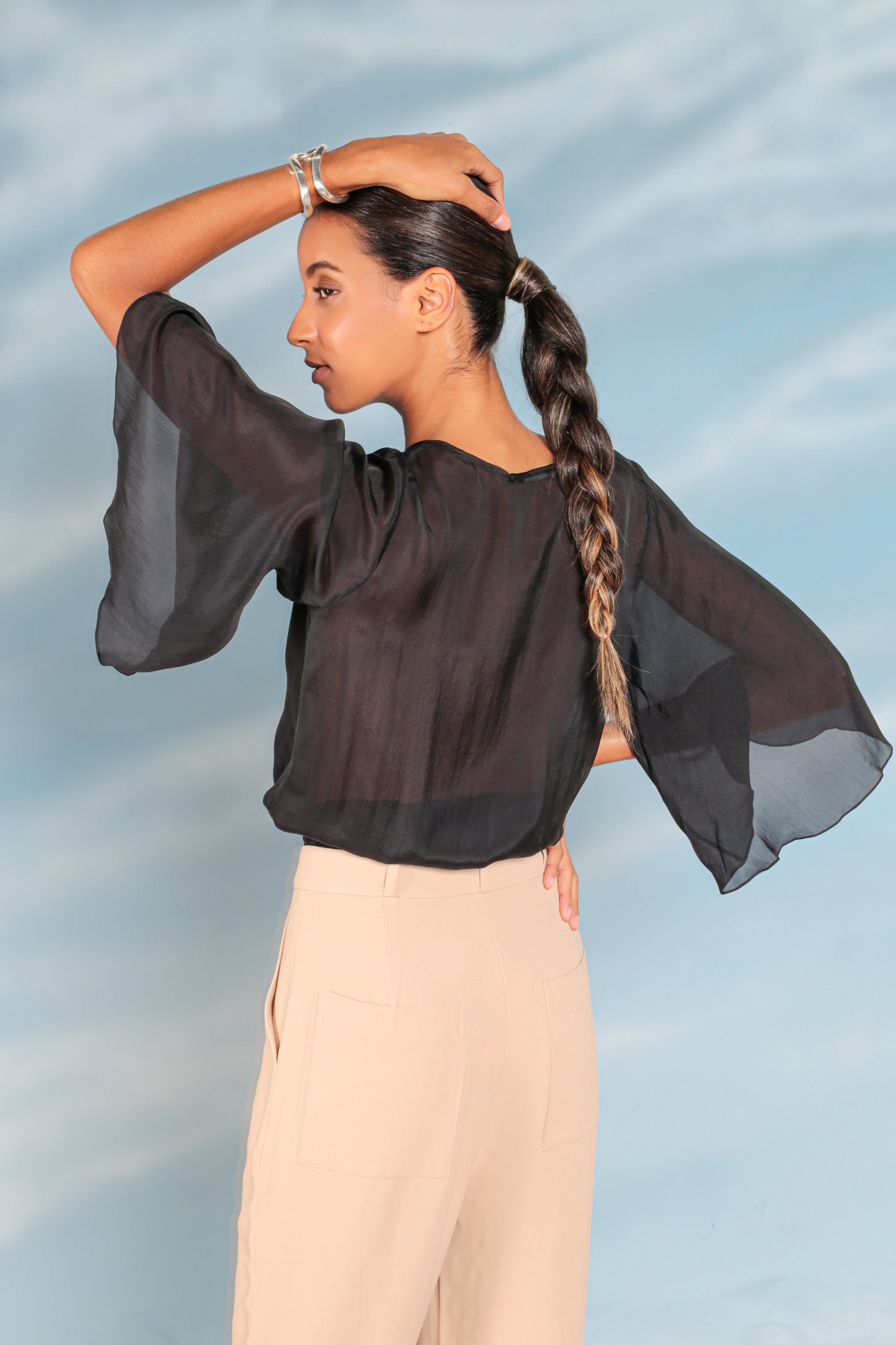 Blusa de Seda Cós Lástex Preta