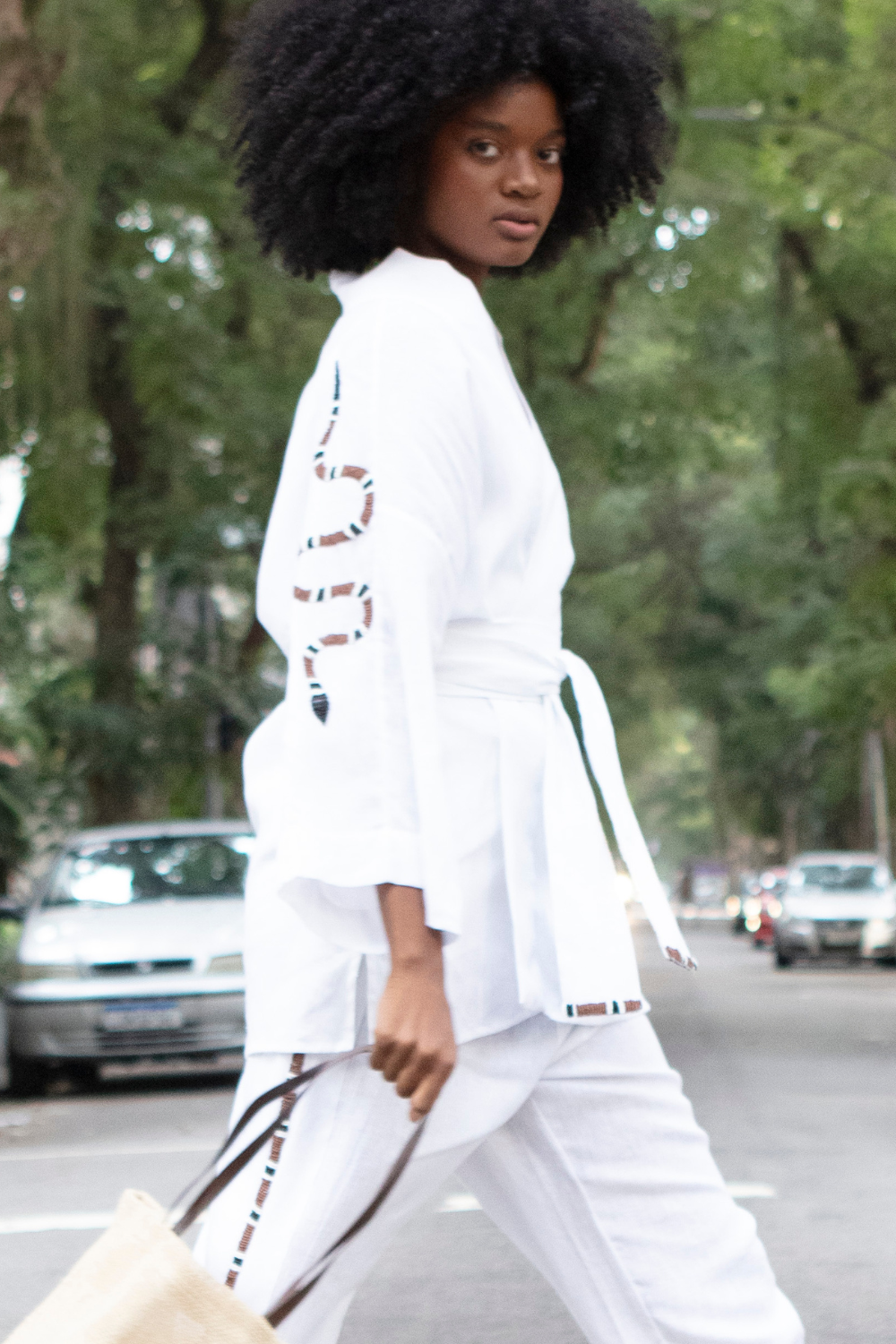 Kimono de Linho Bordado Snake White