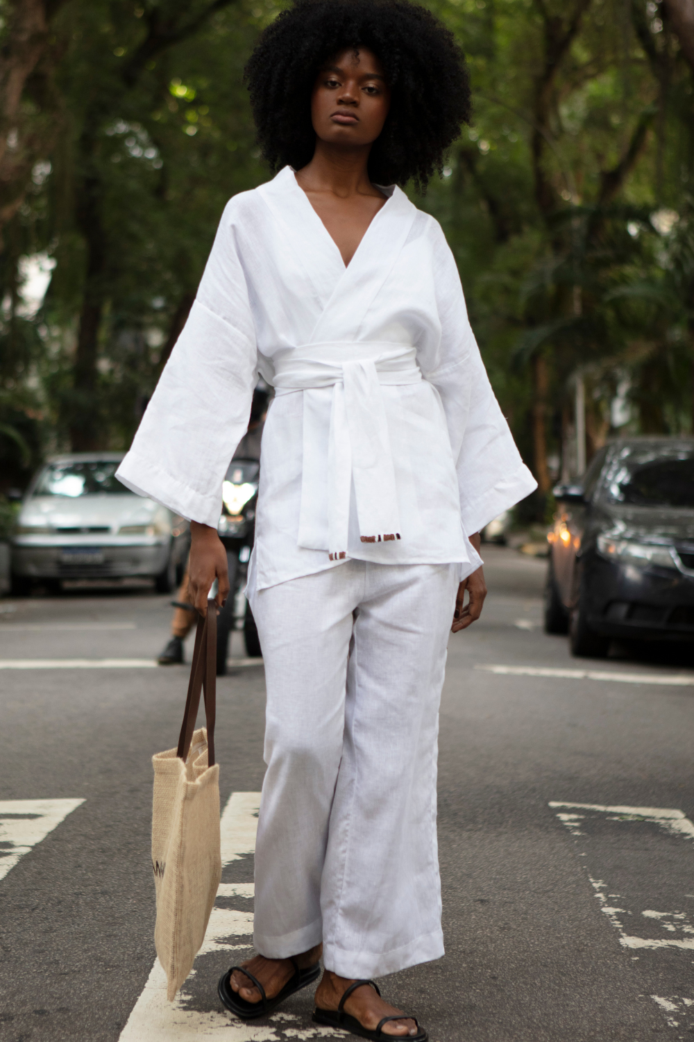 Kimono de Linho Bordado Snake White
