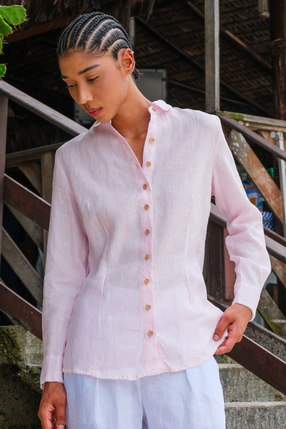 Camisa de Linho Bordada Constelação Rosa