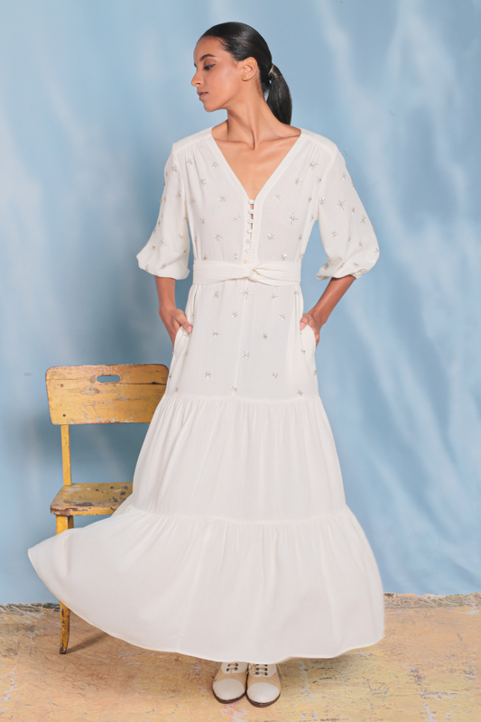 Vestido de Linho Bordado Stars