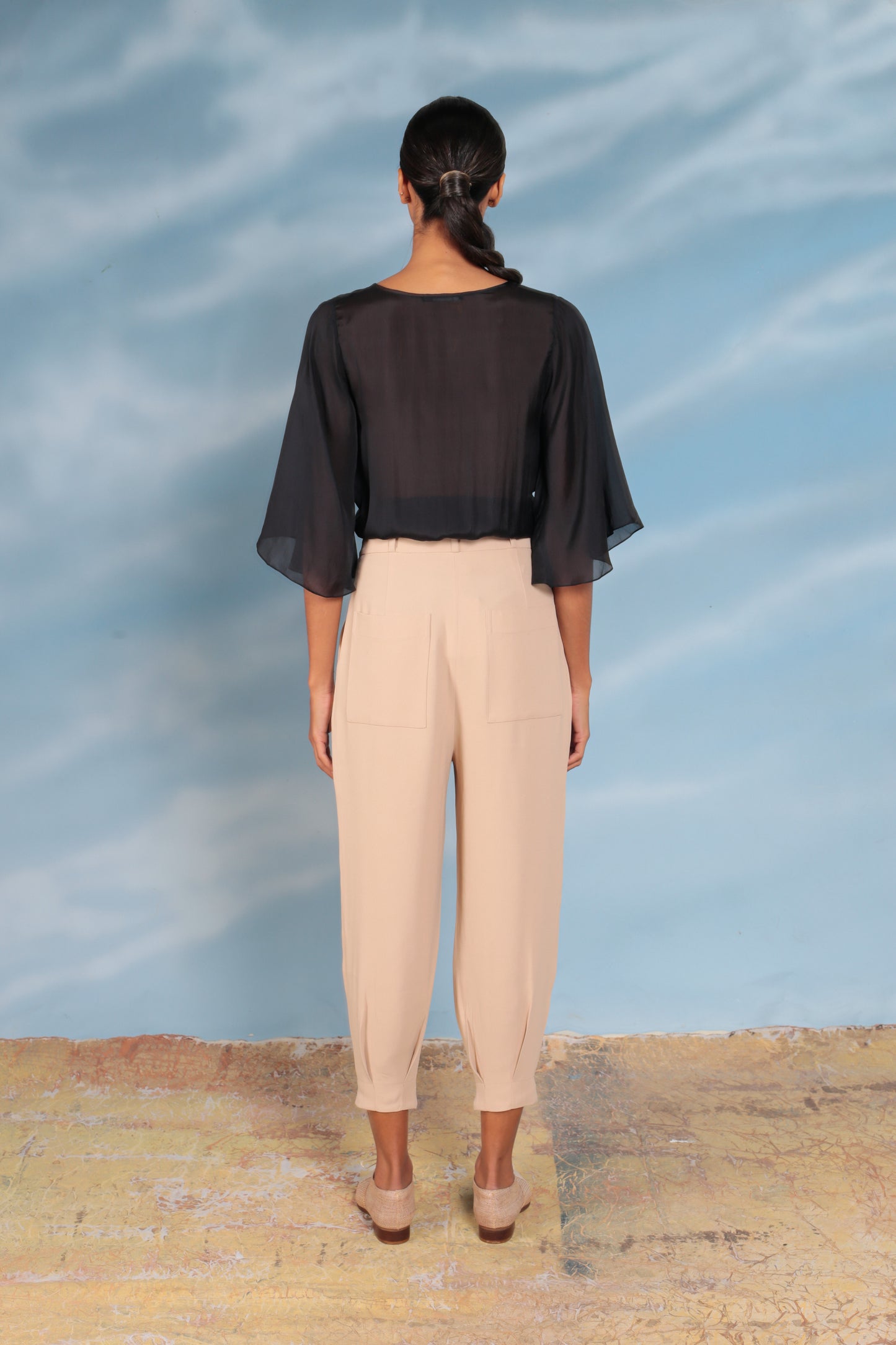 Blusa de Seda Cós Lástex Preta