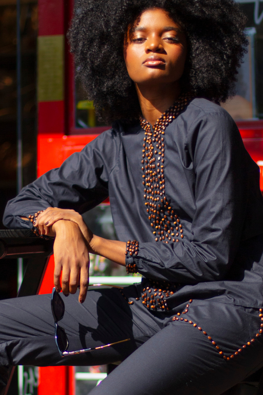 Blusa de Algodão Bordada Grãos