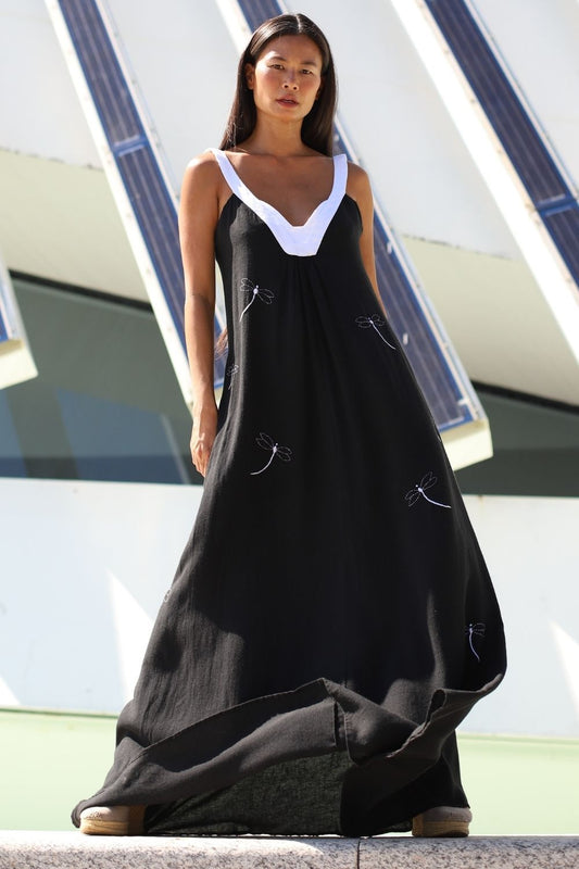 Vestido de linho bordado libélulas PB